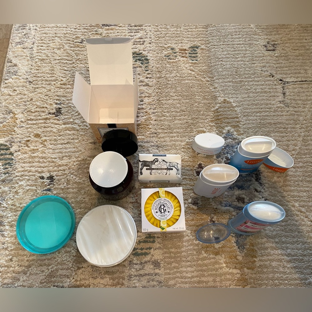 NIP - Bath & Body Bundle - Picture 3 of 3